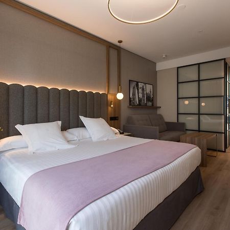 Hotel Giralda Center Seville Ngoại thất bức ảnh