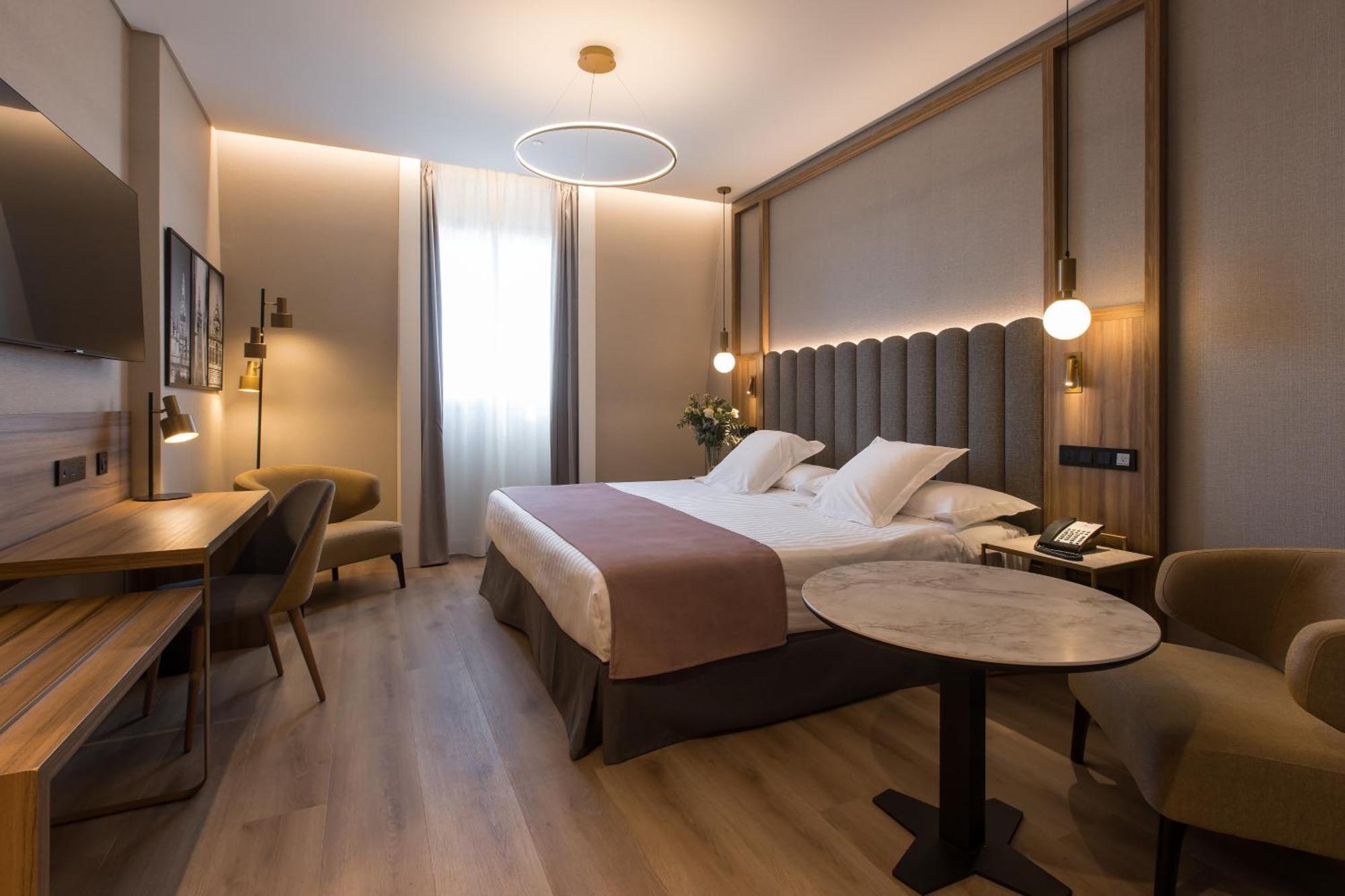 Hotel Giralda Center Seville Ngoại thất bức ảnh